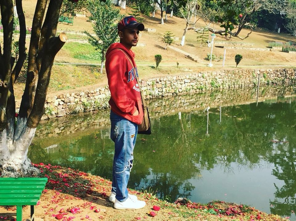 C2206A5B-BD1C-49FE-A4F8-4E64CA89B132